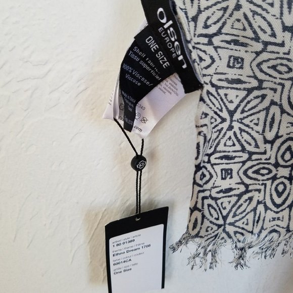 Olsen Europe Shawl Scarf NWT - Picture 5 of 5